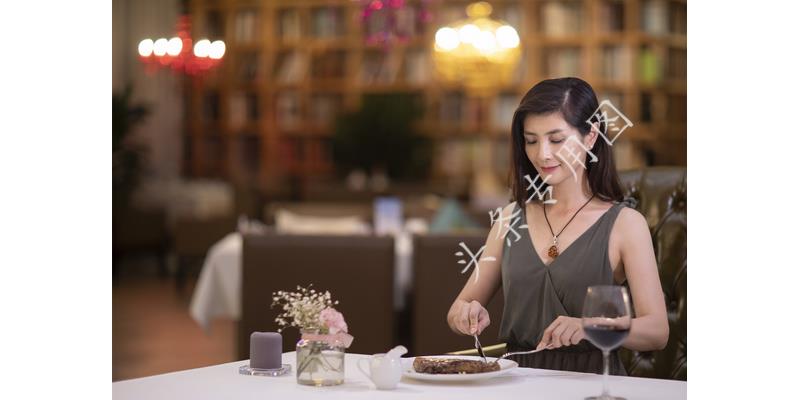 孙子头上磕了一个包，儿媳辞职并让她回老家，一周后打来电话哭了