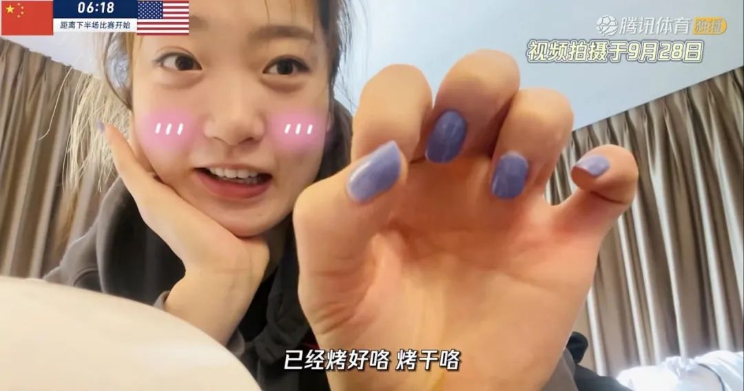 涓浗濂崇椤跺嘲鐩歌,濂崇椤跺嘲鏃舵湡