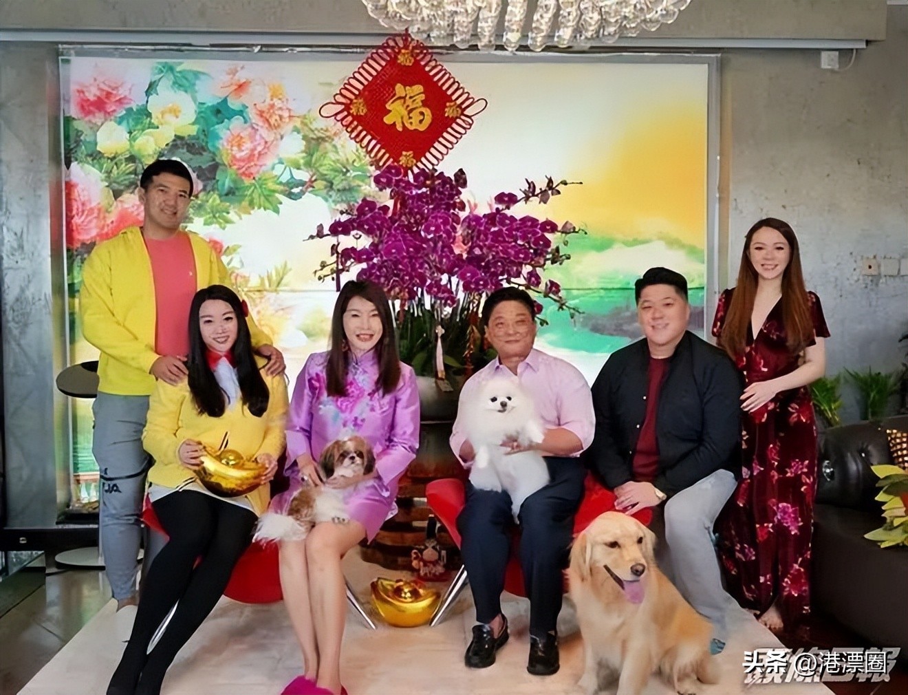 封关前内地人最爱去的店，背后的豪门刚刚破产