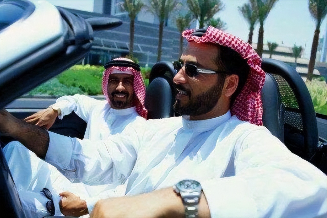 如果石油枯竭沙特会一直壕下去吗,沙特真的只靠石油赚钱吗