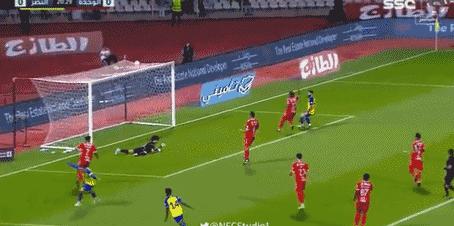 c罗大四喜庆祝,上演大四喜c罗带走比赛用球