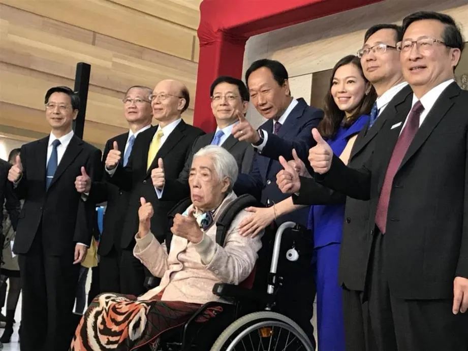 可怕的富士康！年营收超4395亿，已变为一家大数据公司