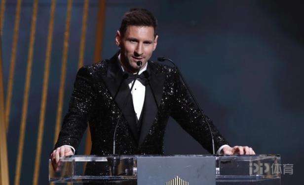 骆明选票：梅西第一莱万前二坎特若日尼奥C罗分居三四五