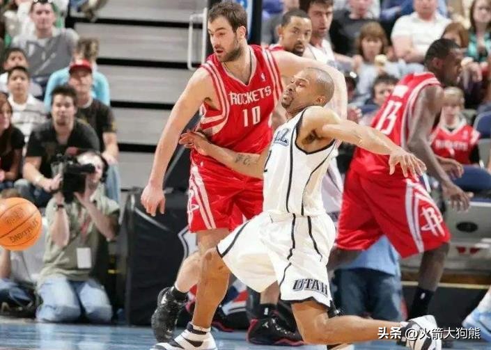 火箭队史密斯换号,火箭队10号史密斯