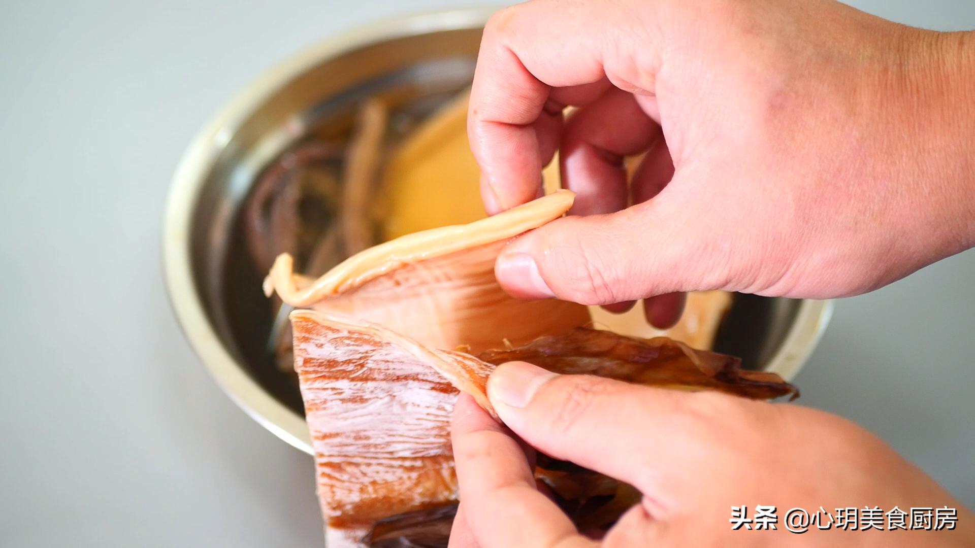 鱿鱼墨鱼的泡发方法,泡发鱿鱼干的正确方法及做法