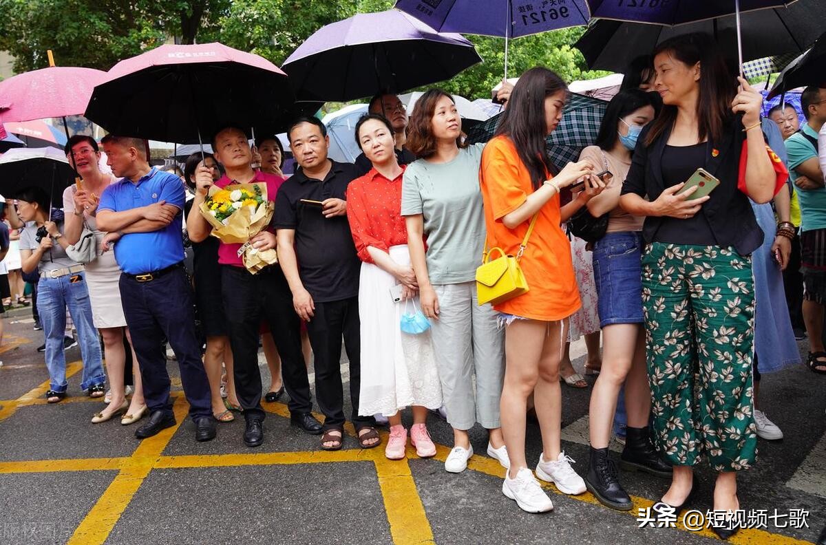 全媒体运营师到底是个怎样的职业,新媒体运营职业定位