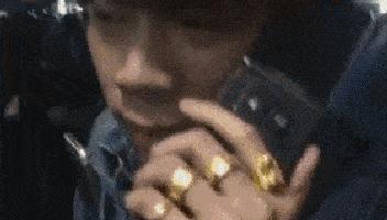 走路走累了坐下歇歇,走路累了继续走就不累了