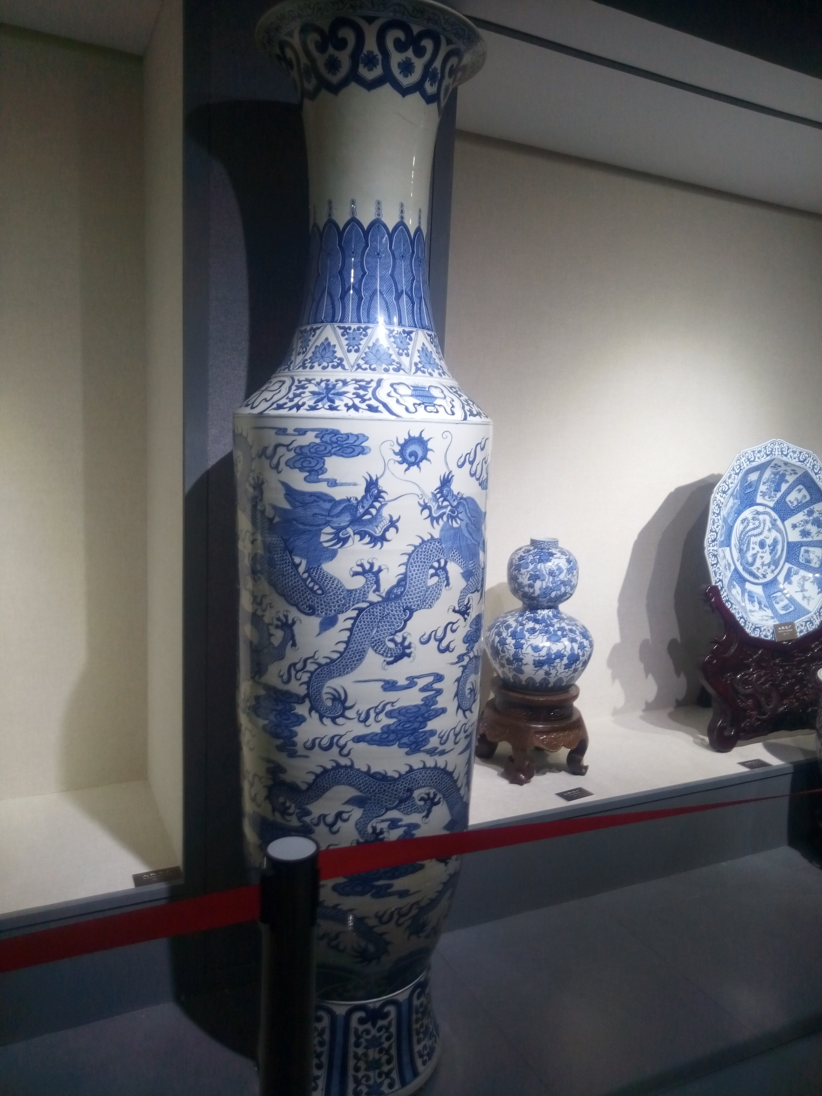 70年代景德镇制瓷真实影像,景德镇老厂瓷精品欣赏