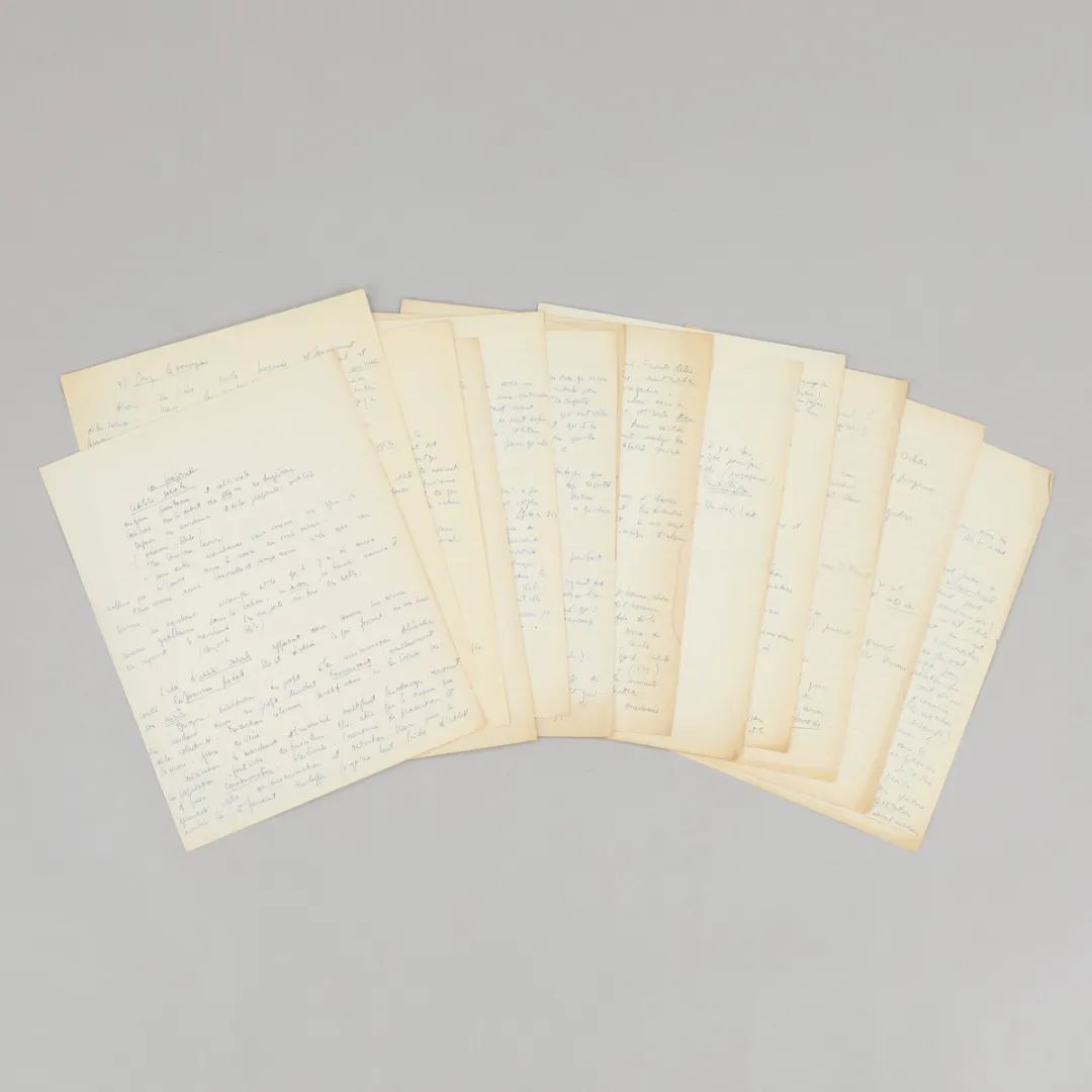 十二月拍|拥抱还是背离，都是在同一个世界里的选择