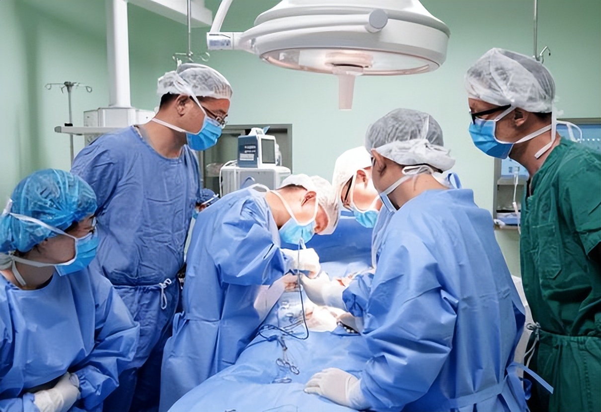 胆囊息肉切除后遗症怎样才能恢复,胆管结石胆囊结石切除有后遗症吗