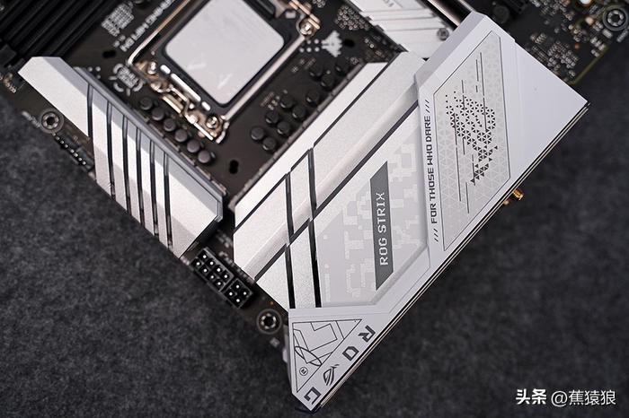 华硕rogstrixb760小吹雪价格,华硕rogstrixb760-g小吹雪装机