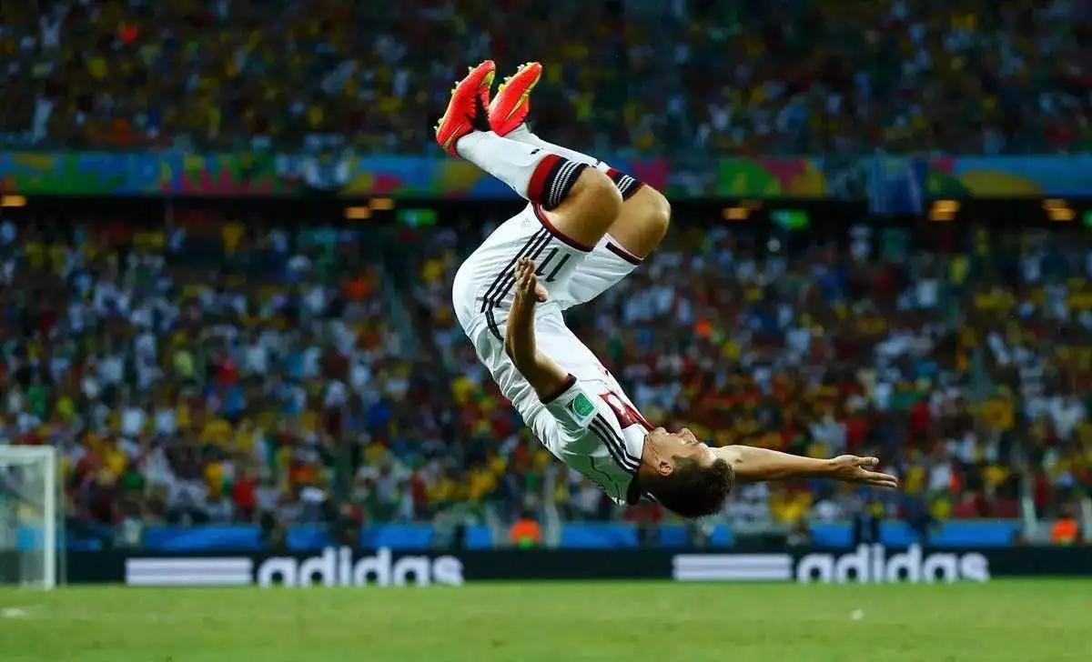 托雷斯标志性庆祝动作,杜兰特标志性庆祝动作