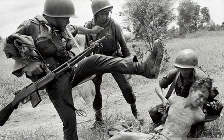 扮演美国警察,扮演警察的美国著名男演员