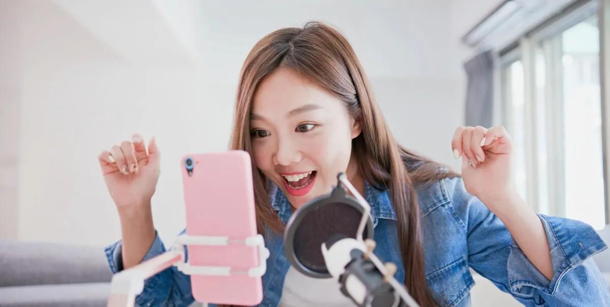 全职妈妈在家带孩子怎么赚钱,宝妈在家带孩子能干什么工作赚钱