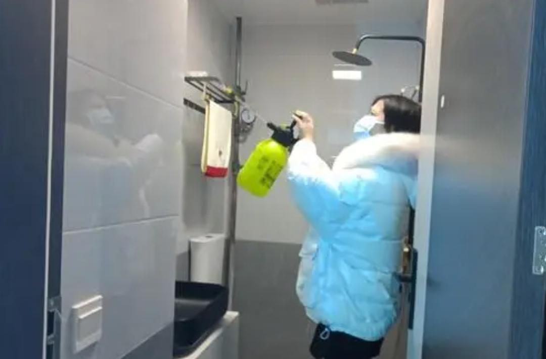 家里大人阳了，家长勤快做三件事，让孩子少受罪恢复快