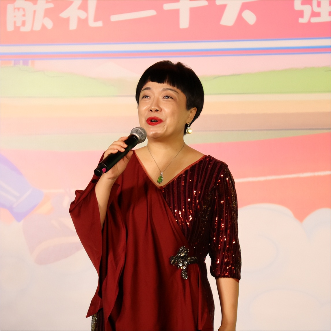 武汉软件工程职业学院在校学生,武汉软件工程职业学院春夏秋冬