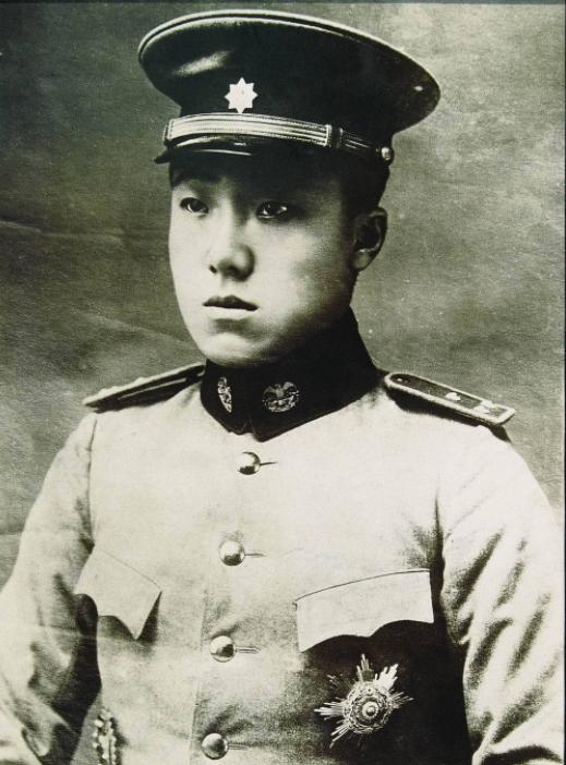 1964年，毛*东泽**得知载涛生活困难，致信章士钊：送上人民币2000元