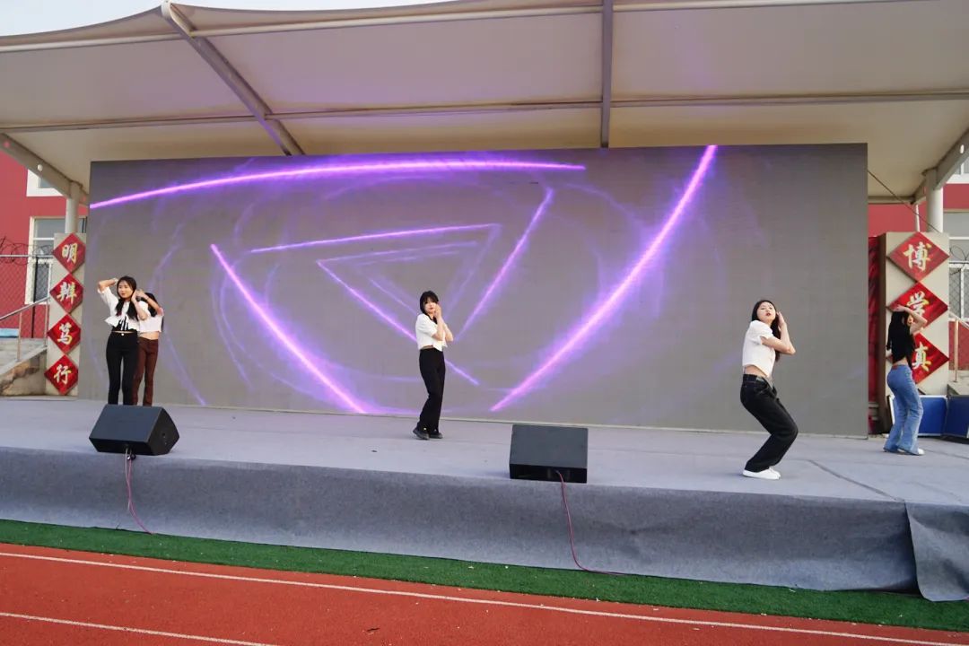 大连中港通关学校,大连中港通关学校位置