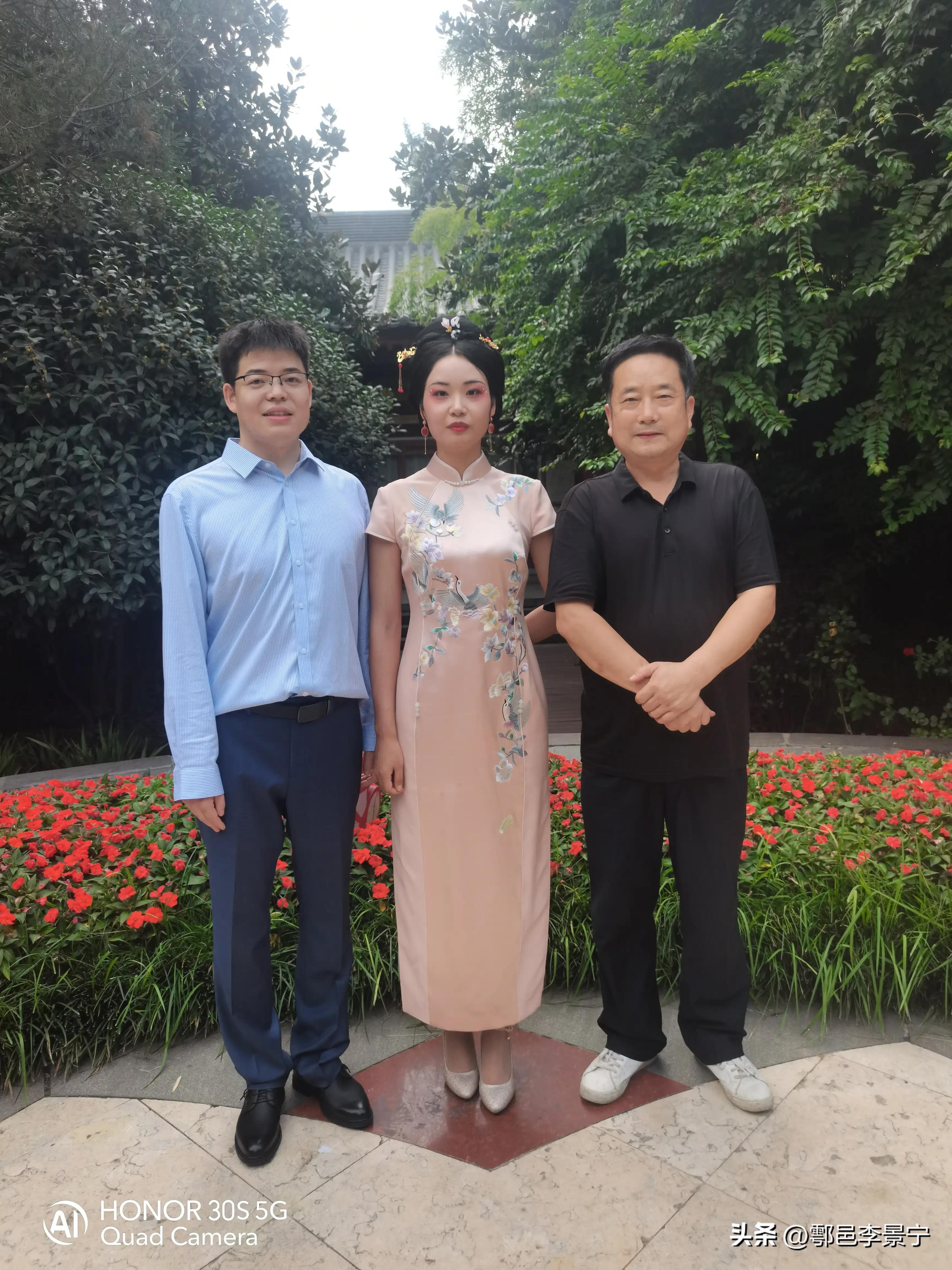 祝福诗人千哲刘强新婚楹联文/李景宁