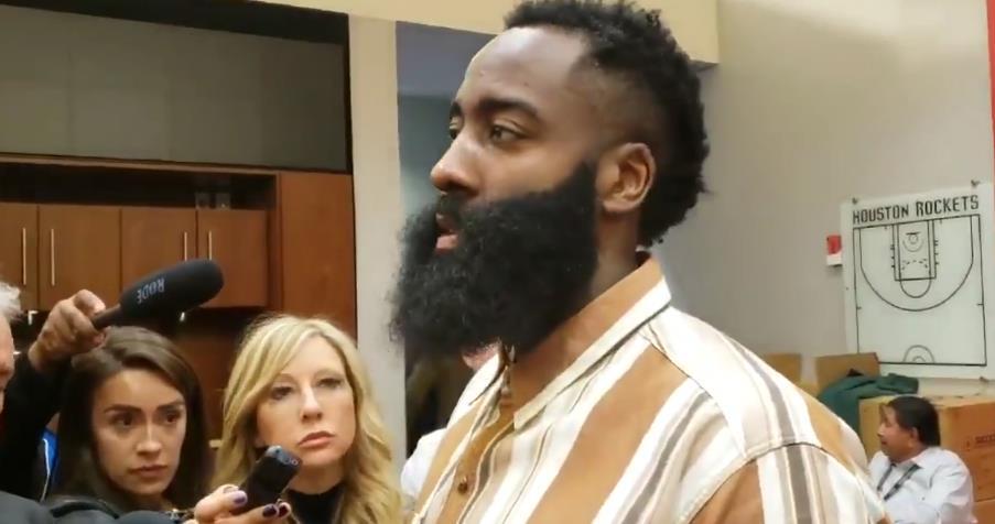 哈登承诺为火箭带来总冠军,曝哈登正在考虑休赛期重返火箭