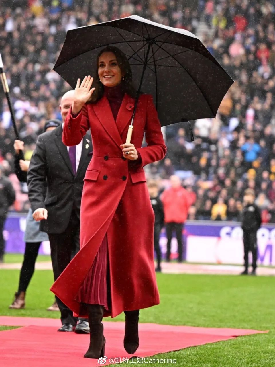 安吉丽娜朱莉大衣,安吉丽娜朱莉的冬季大衣街拍