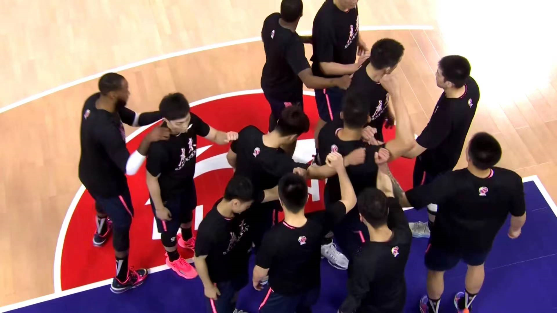 恭喜广东宏远第十次夺取cba总冠军,广东宏远总冠军恭喜辽篮