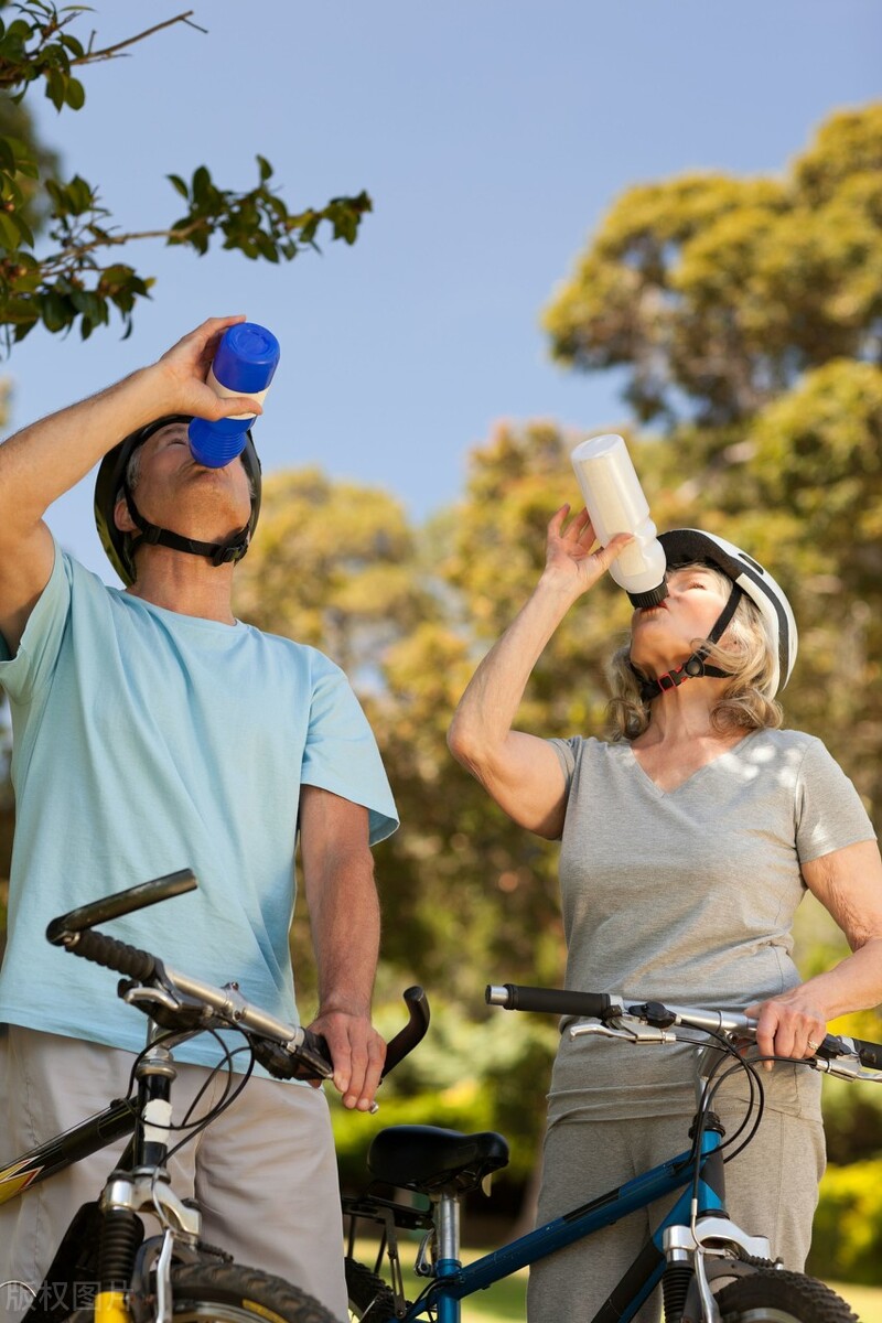 骑行用什么样的水壶水杯安全,最好用的骑行水杯