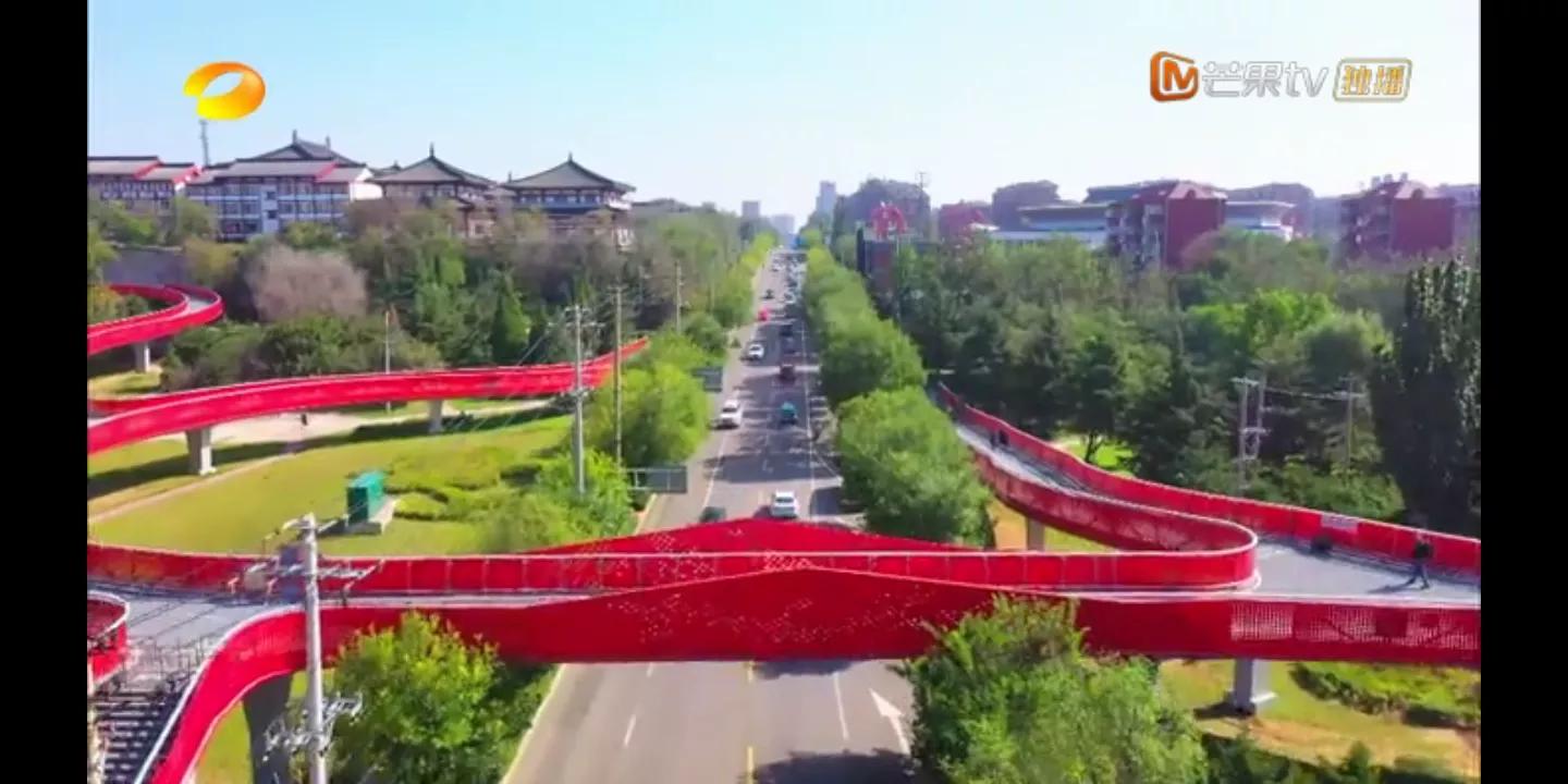 娄艺潇参加跨界歌王完整视频,欢唱大篷车飙高音