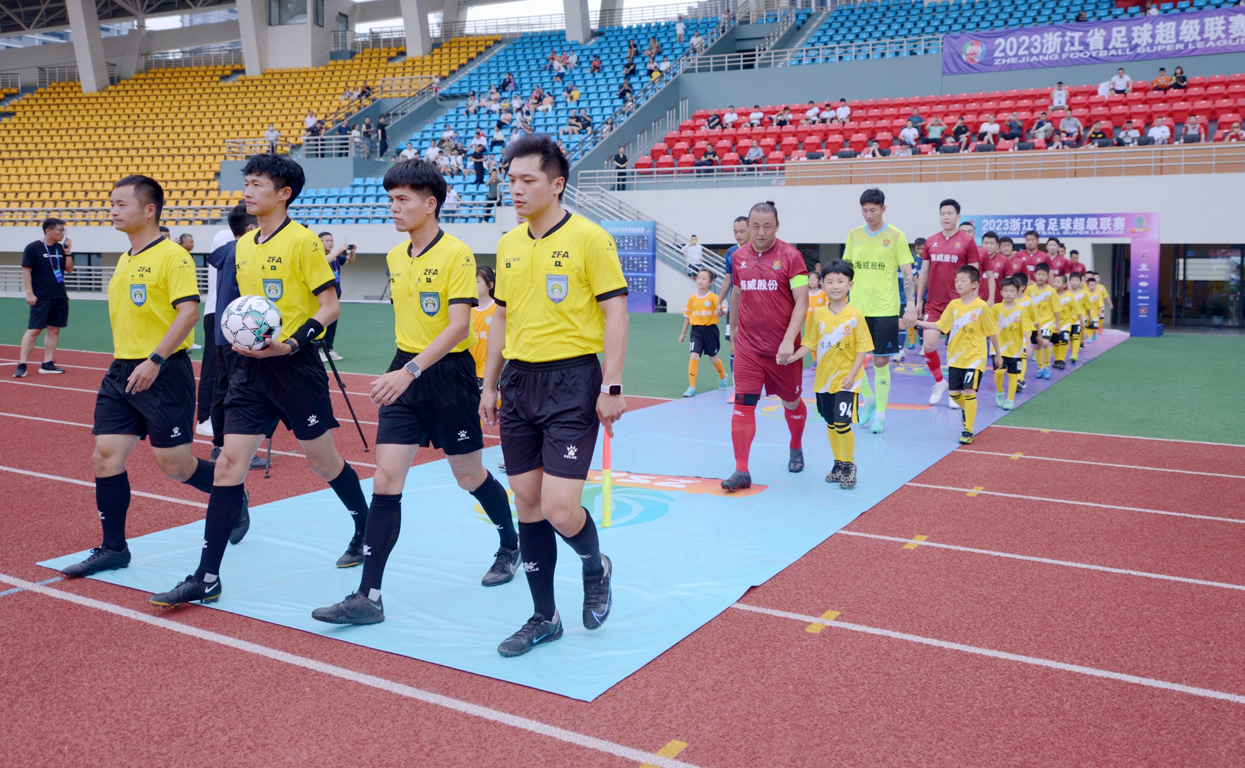 2023浙江省足球超级联赛A组（宁波奉化赛区）主场揭幕战激情开启