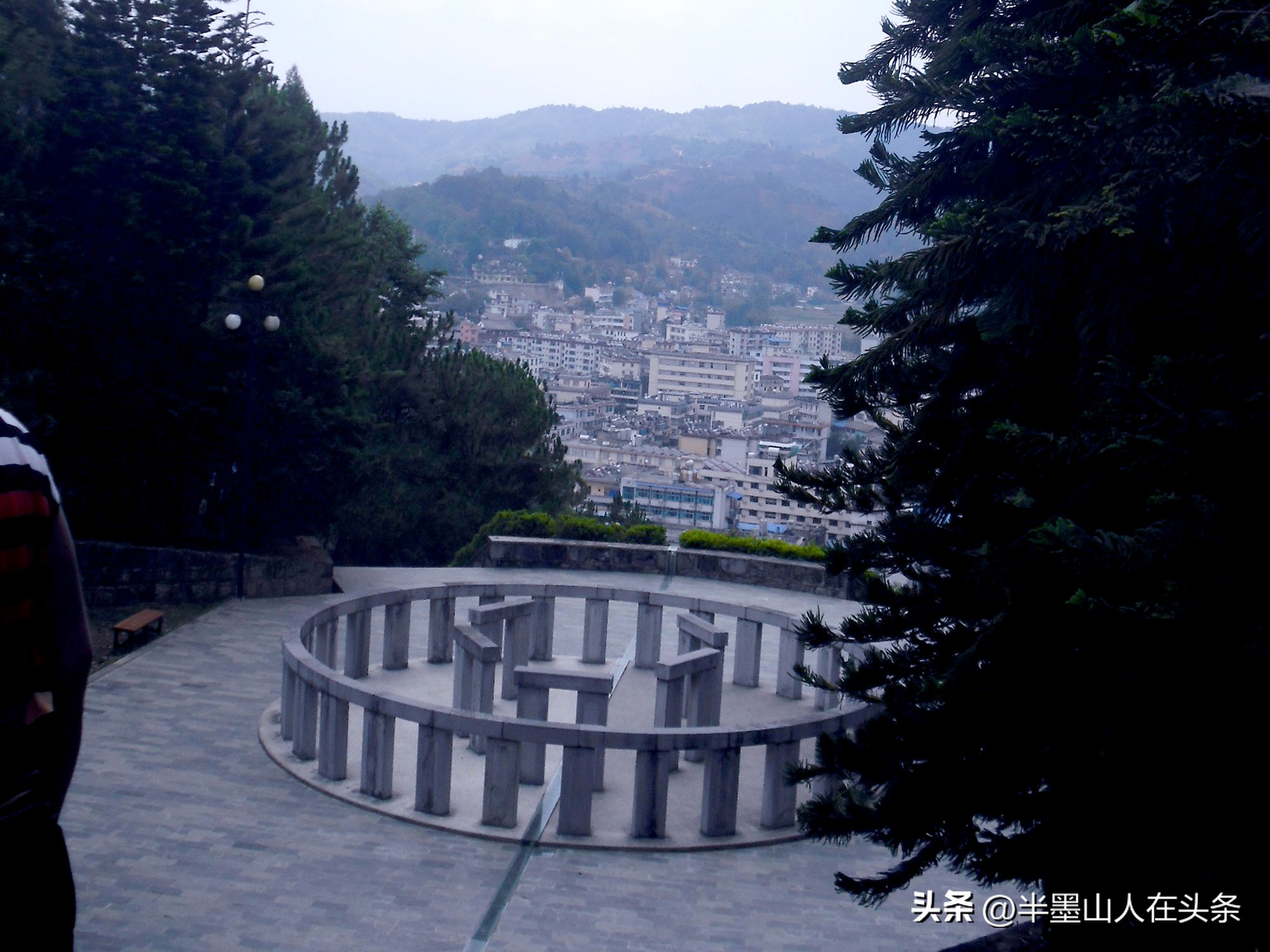 云南墨江北回归线标志园怎么游玩,墨江北回归线离双胞胎公园有多远