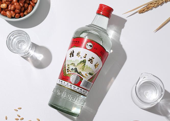 老酒友常喝的五款口粮酒,五种最好喝的光瓶纯粮酒