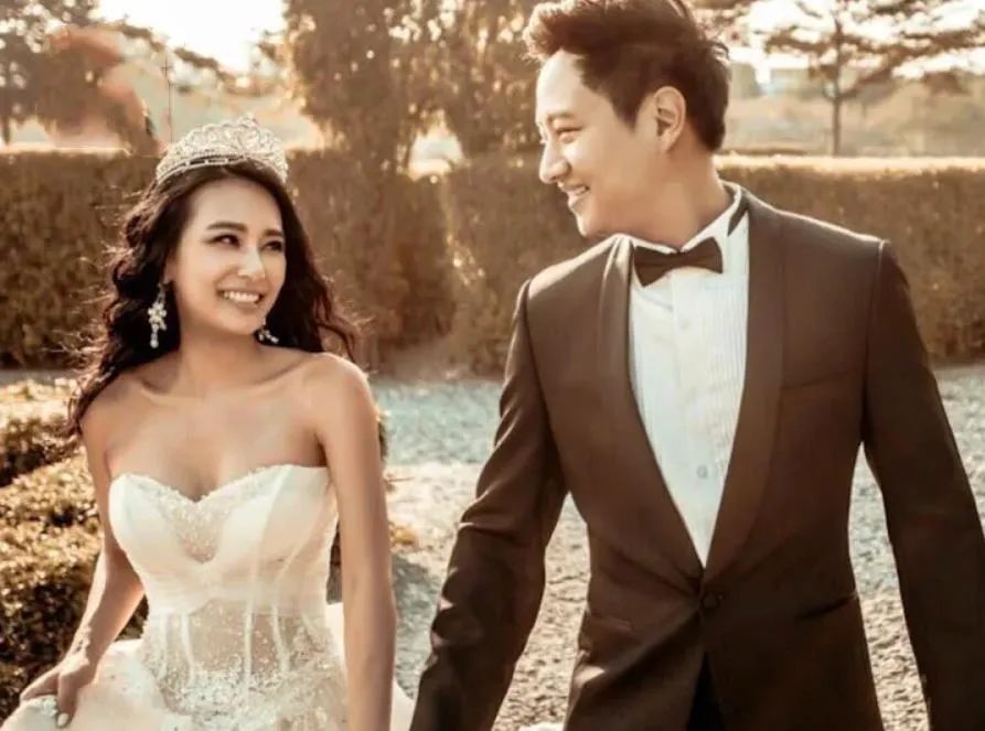 王思佳假包事件的最新消息,明星评论王思佳假包事件