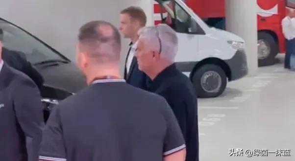 穆里尼奥被前罗马教练嘲讽,穆里尼奥或将离开罗马队