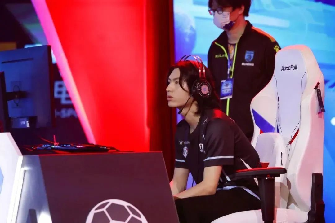 看巅峰对决，抽PS5大奖，“谁是电竞球王”2022中国体育彩票浙江省电竞大赛杭州落幕