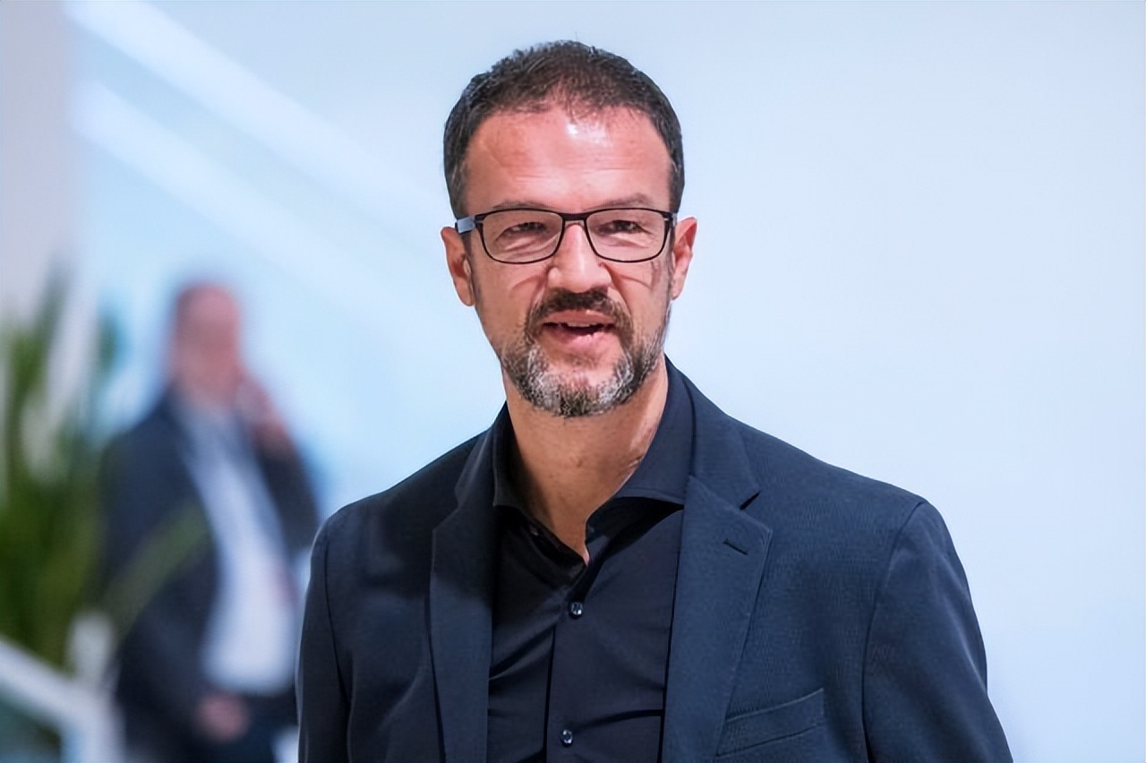 4年前一幕重演，不敢炒教练的德国队根本就没有改革决心