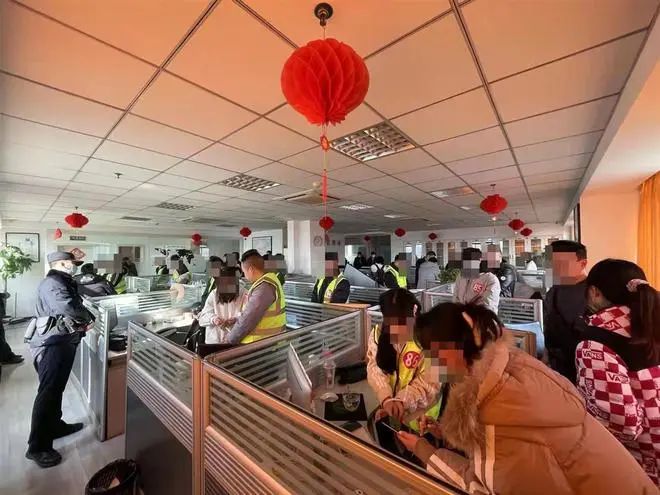 现在还有人会相信买彩票能中奖吗,长期购买彩票靠谱吗