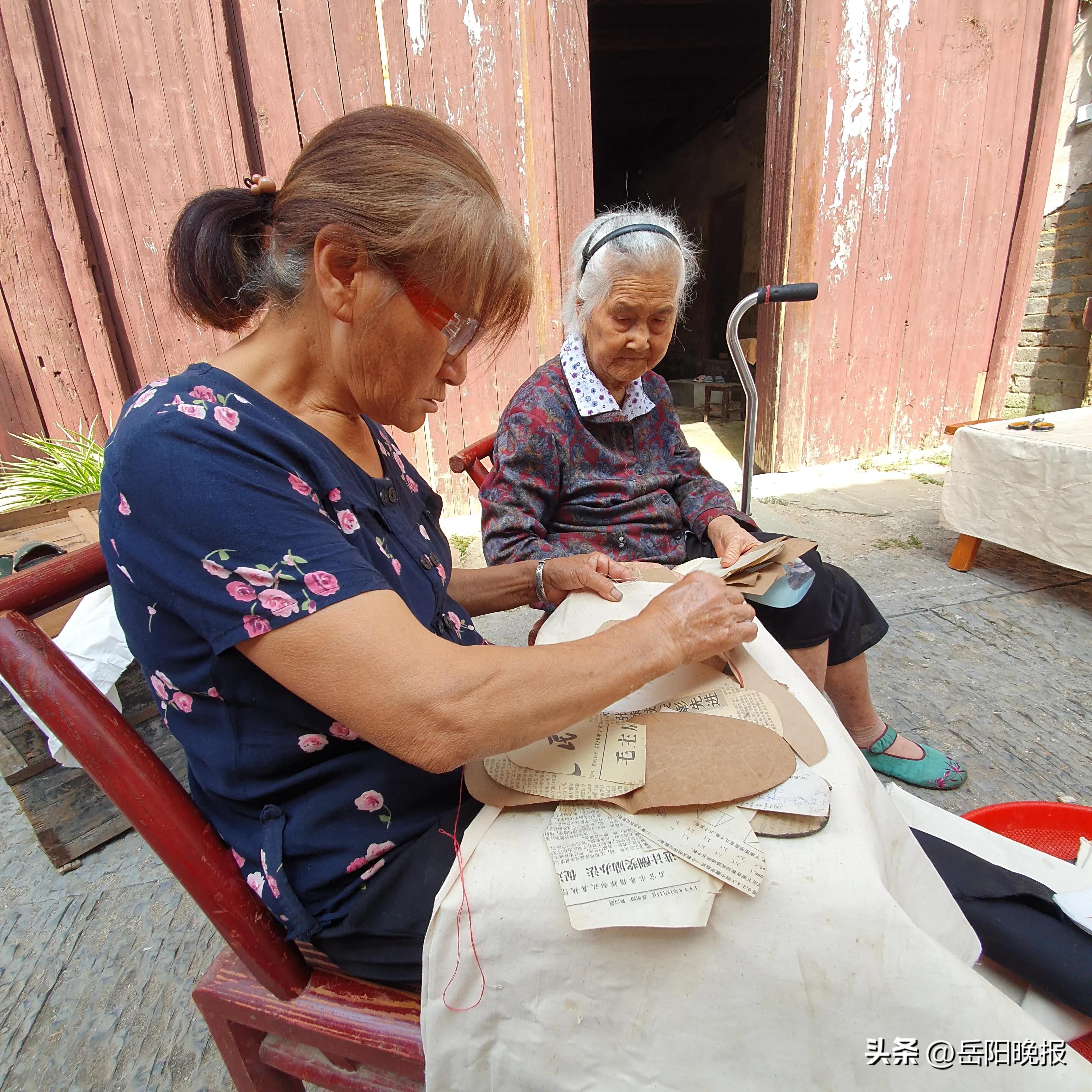 杨小波：杨氏兄弟的聂市布鞋情缘
