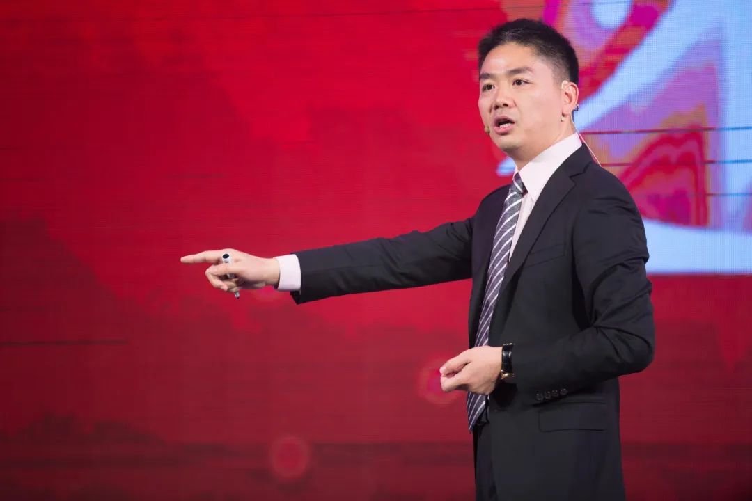 刘强东京东背水一战,刘强东对于拼多多的看法