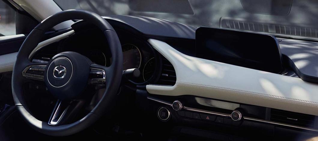 每周得罪一款车:降到8.99万的马自达3，是在透支自己！