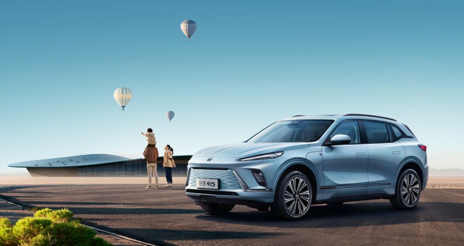 ​10天突破8000台，油电同价的别克E5把合资电动车玩明白了