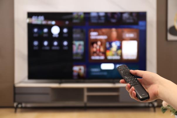 tclq10电视深度评测,TCLQ10H电视开箱测评