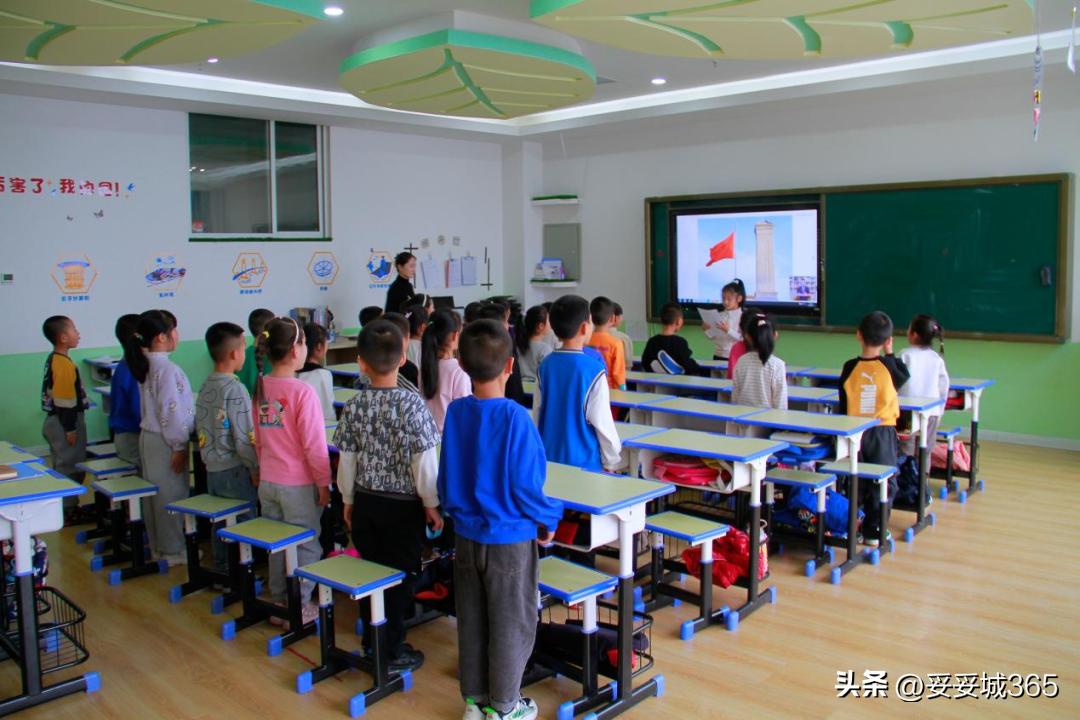 【我们的节日·清明节】托克托县：清明祭英烈传统润童心