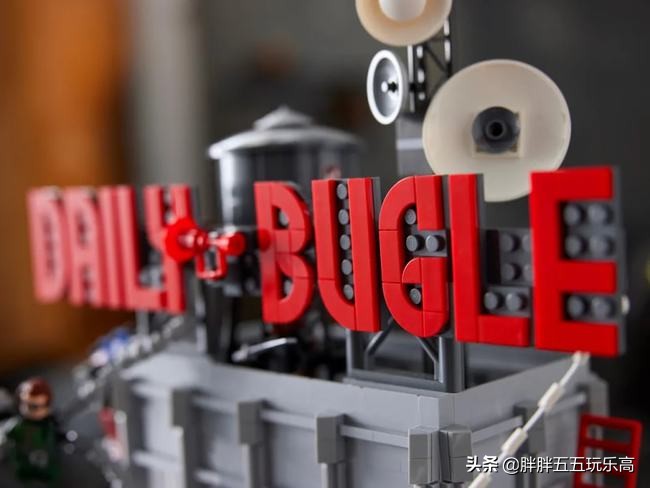 最大盒的乐高积木拼装视频,用十个乐高还原最大的乐高套装