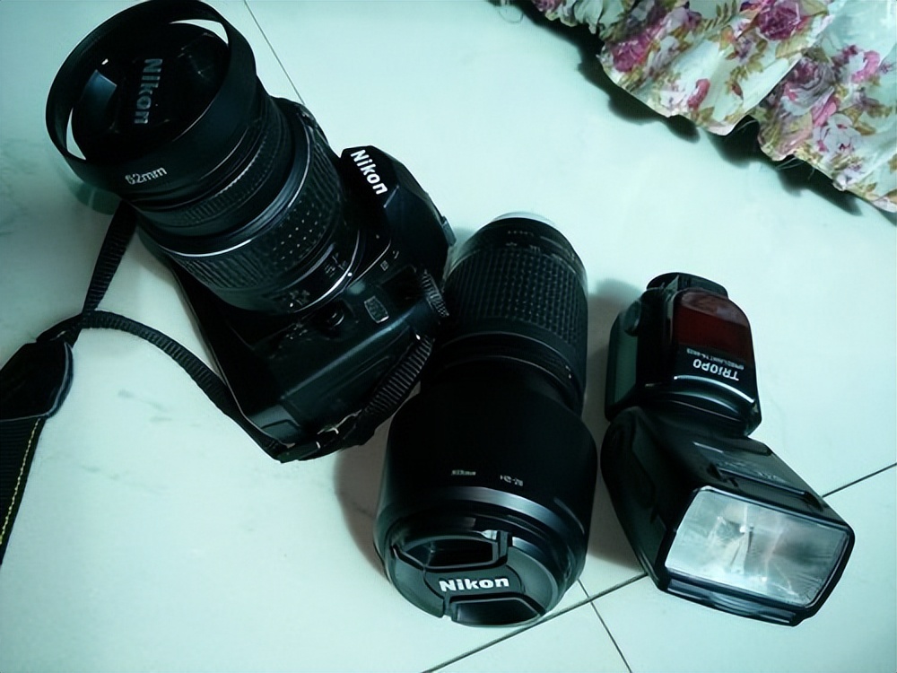 地摊捡漏尼康相机,卖二手尼康相机