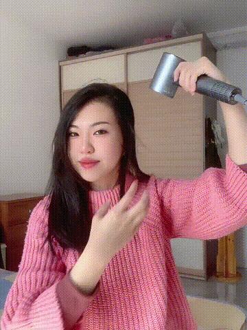 刚洗完吹干的头发很毛躁怎么办,洗头吹干头发为啥头发会干枯