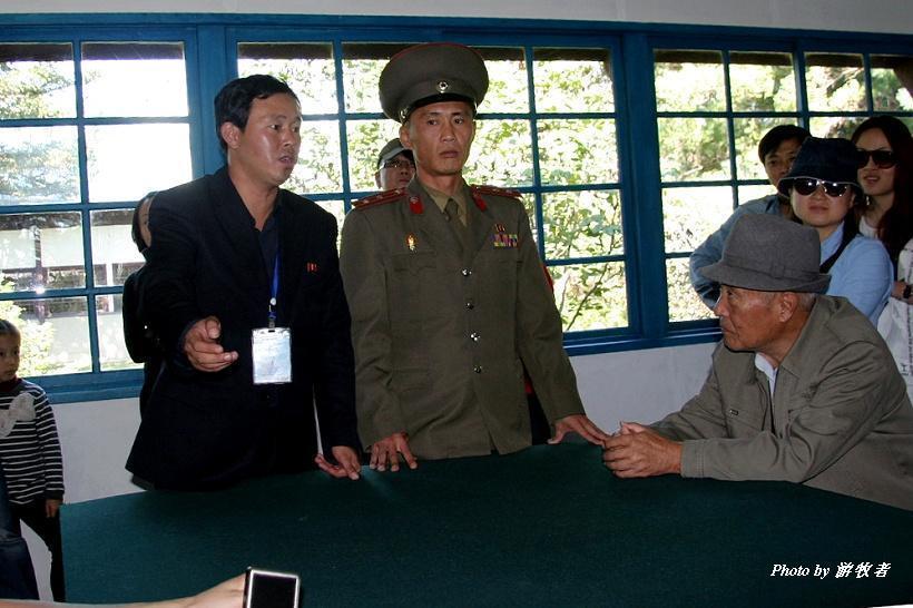 朝鲜士兵拍中国游客,外国人在朝鲜随便拍照会被抓吗