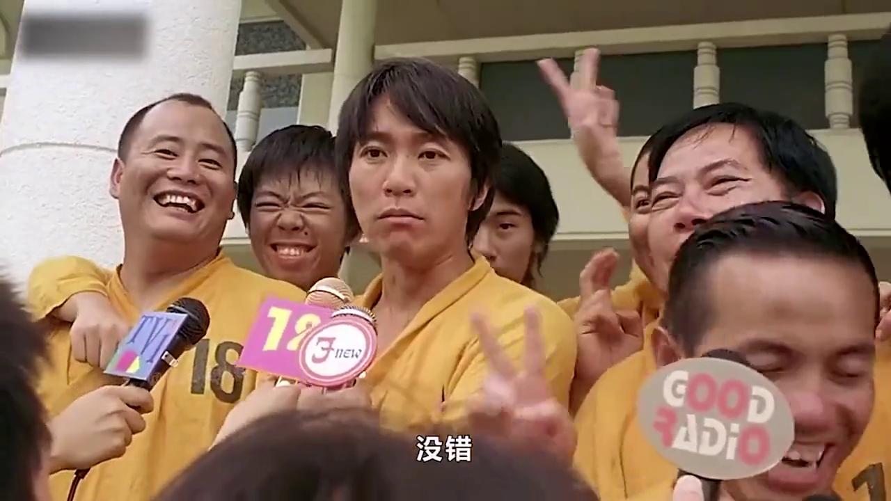 少林足球阿星双腿被折,少林足球阿星为什么踢球打人