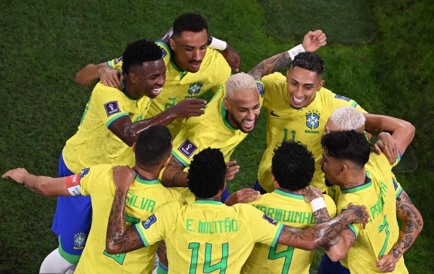 巴西足球与桑巴背道而驰,足球不能没有桑巴