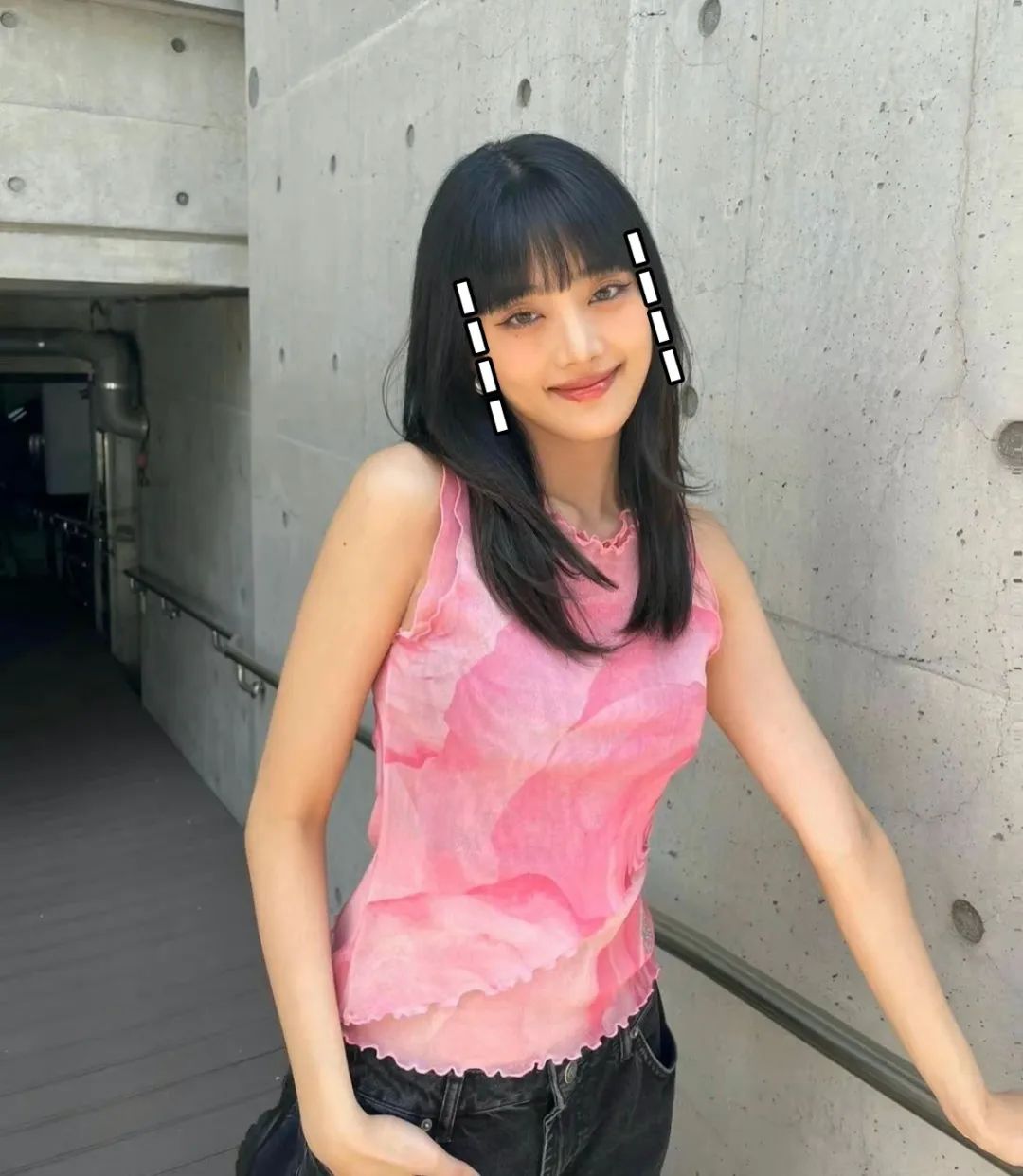 2021减龄最火发型齐刘海,减龄短发18岁