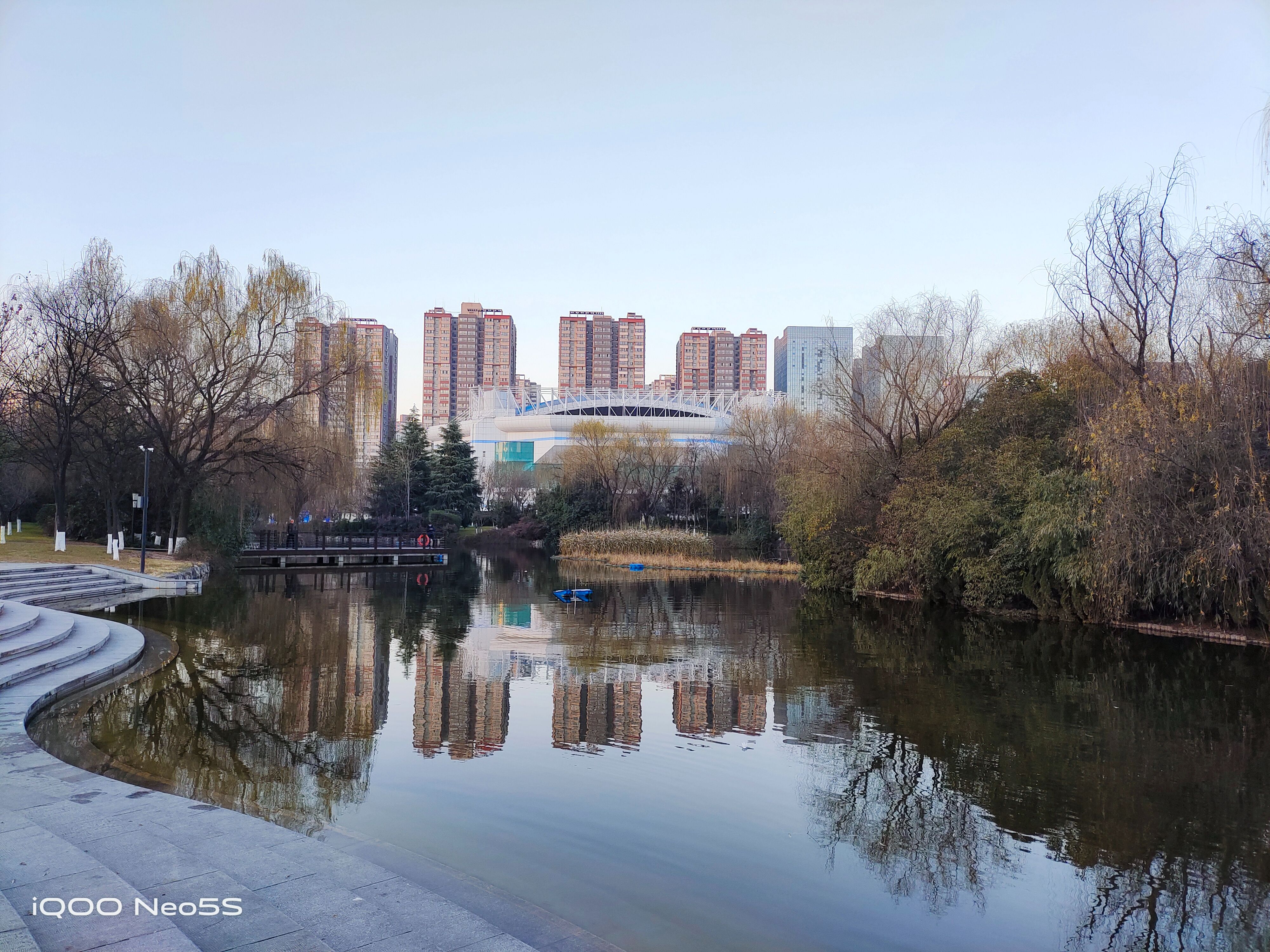 iqooneo5和iqooneo5se哪个好,iqooneo5s新系统体验介绍